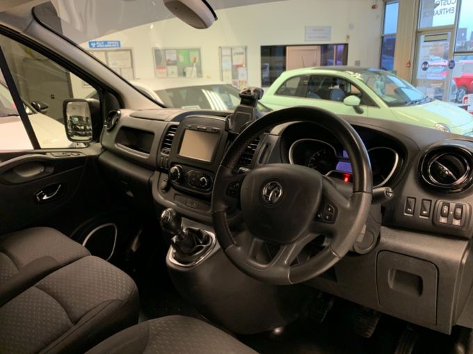 VAUXHALL VIVARO 2900 L2H1 CDTI DCB SPORTIVE ECOFLEX S/S  - 4202 - 16