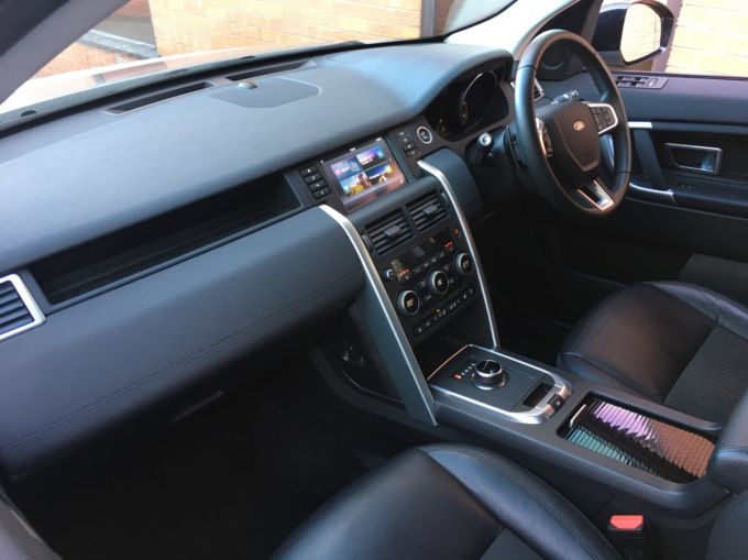 LAND ROVER DISCOVERY SPORT TD4 SE TECH TD4 SE TECH - 4187 - 2