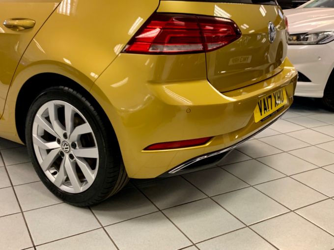 VOLKSWAGEN GOLF SE NAVIGATION TSI BLUEMOTION TECHNOLOGY DSG - 4135 - 11