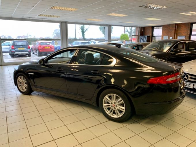 JAGUAR XF D PREMIUM LUXURY - 4186 - 12